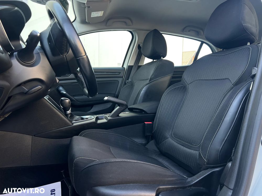 Renault Megane Estate 1.5 dCI EDC Intens - 5