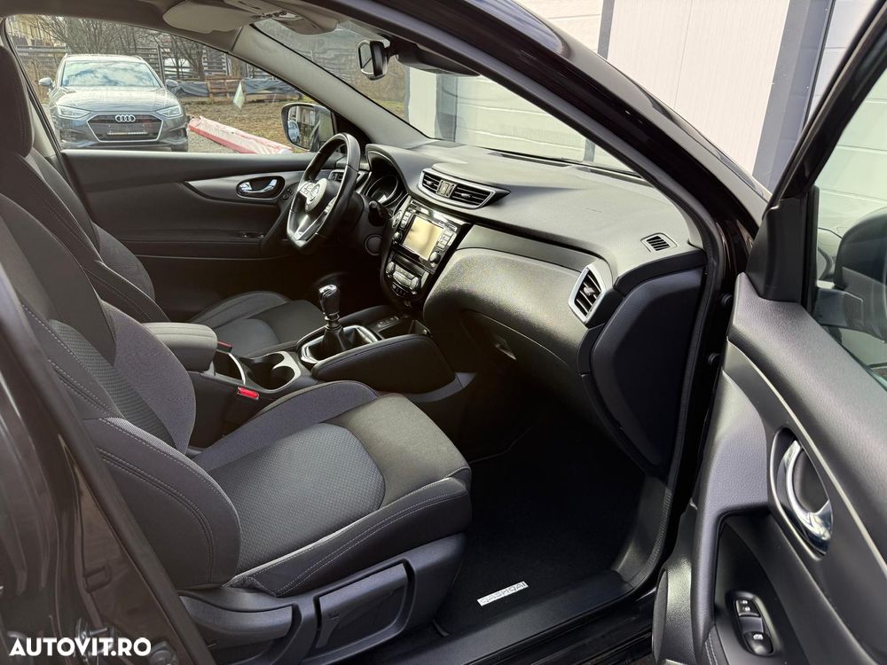 Nissan Qashqai 1.5 DCI TEKNA - 17