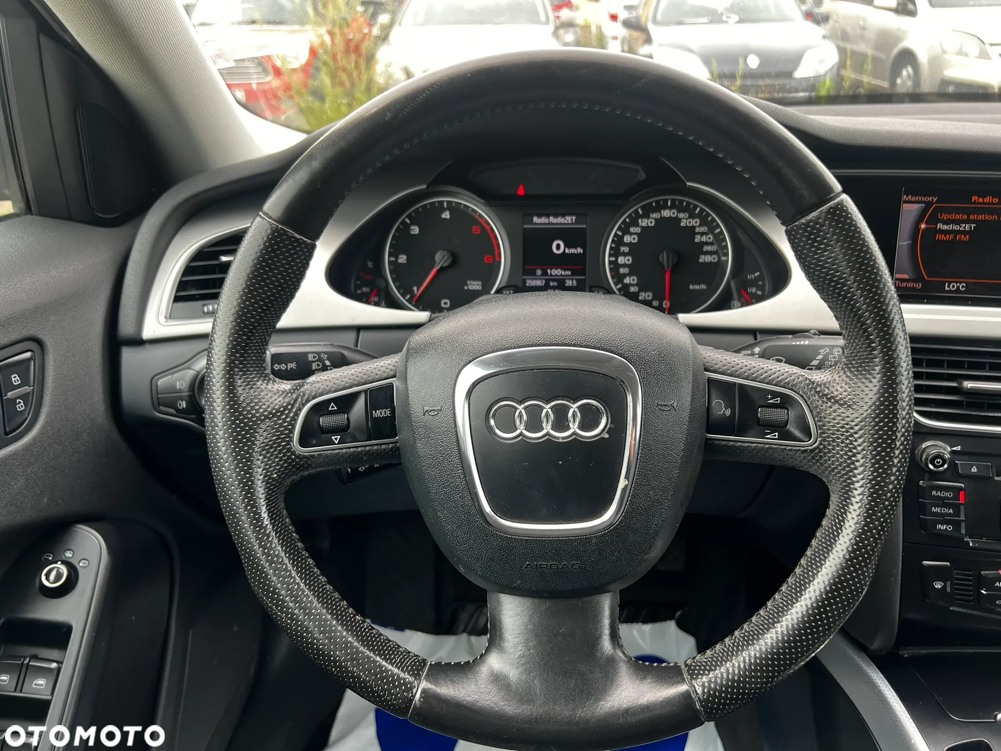 Audi A4 Avant 2.0 TDI DPF quattro Attraction - 25