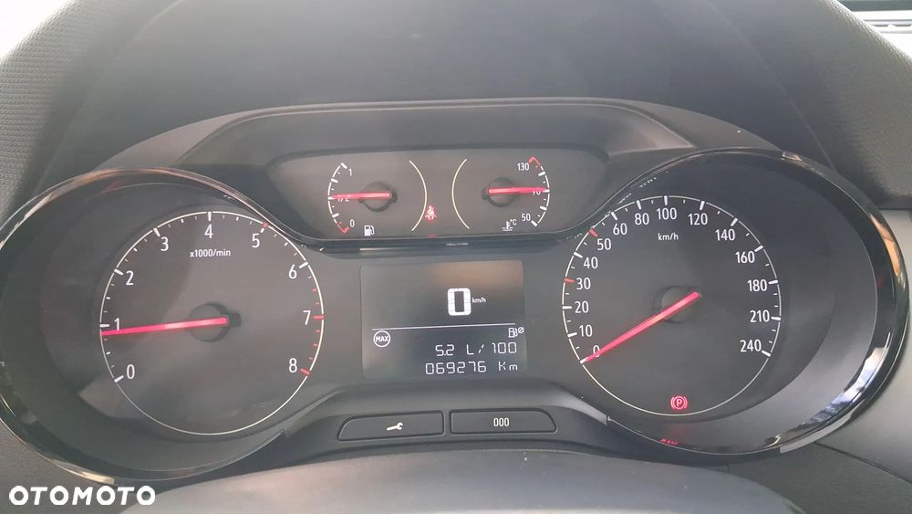 Opel Crossland X - 26
