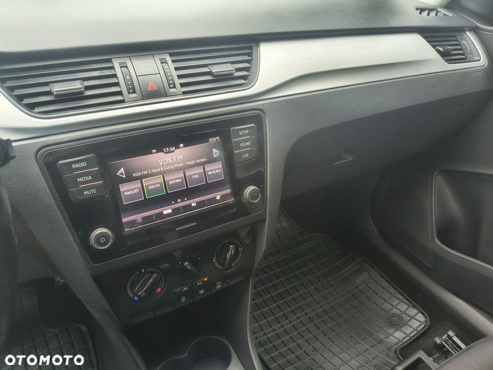 Skoda RAPID - 9