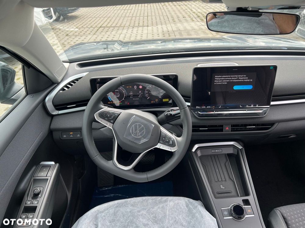 Volkswagen T-Roc 1.5 eTSI Life DSG - 8