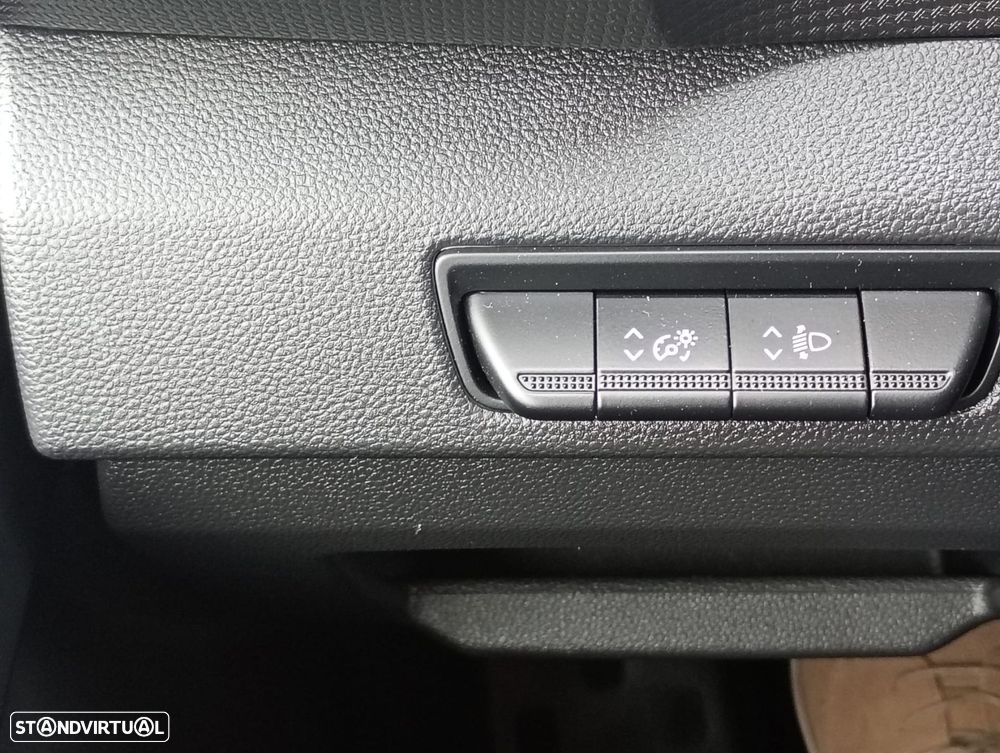 Renault Trafic - 18