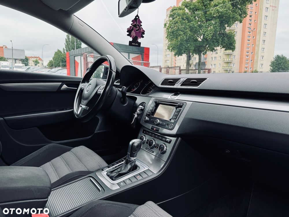 Volkswagen Passat Variant 1.4 TSI DSG BlueMotion Technology Exclusive - 14