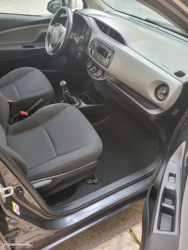 Toyota Yaris 1.4 D-4D ACtive+AC - 10
