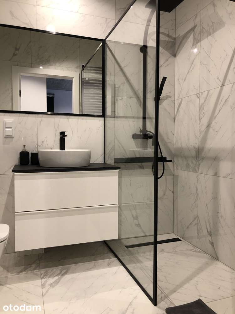 Przestronny apartament w nowoczesnej inwestycji przy ulicy Rakowickiej