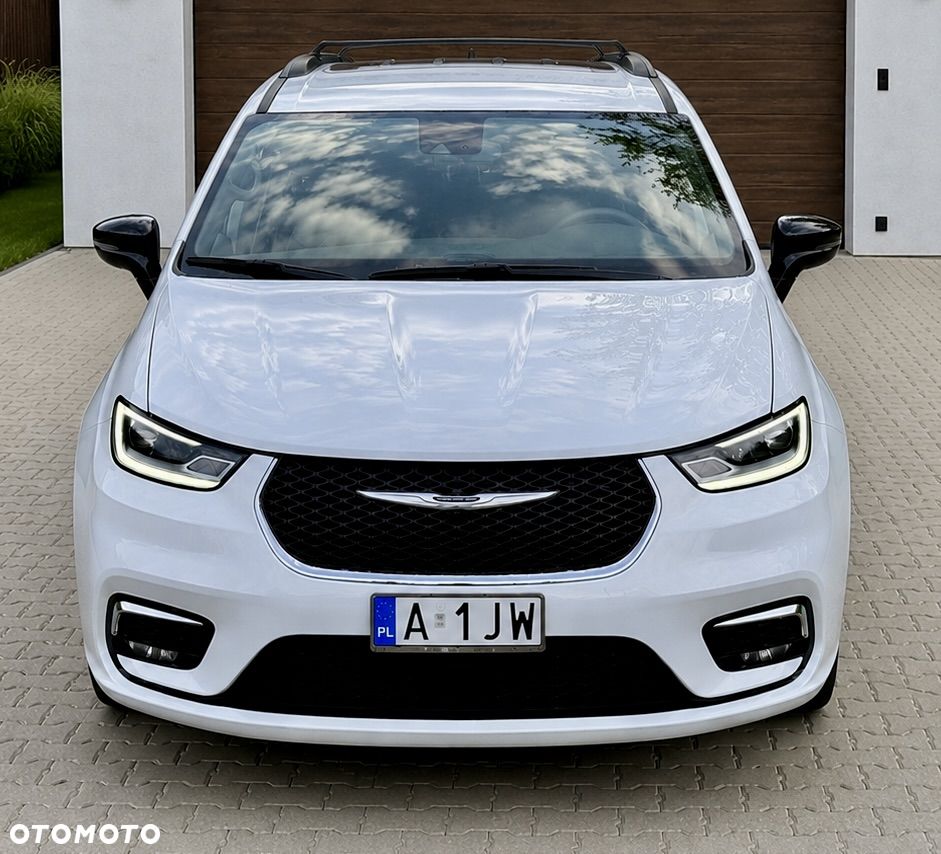 Chrysler Pacifica - 9
