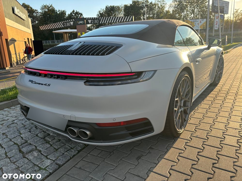 Porsche 911 Carrera 4S Cabrio - 7