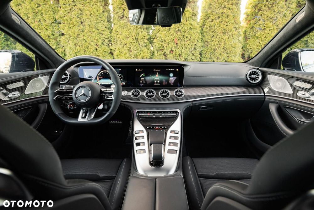 Mercedes-Benz AMG GT - 11