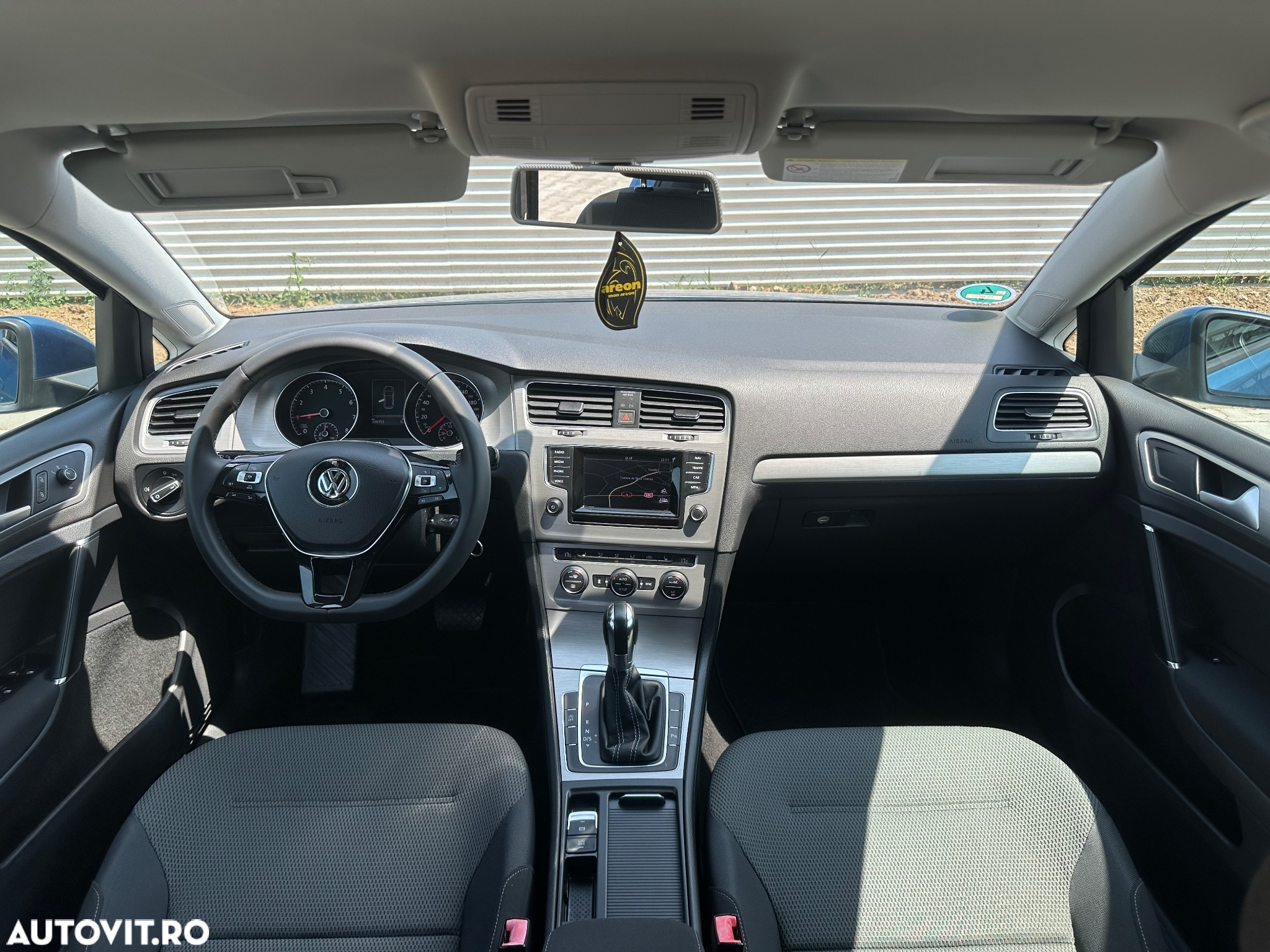 Volkswagen Golf 1.2 TSI BMT DSG Comfortline - 6