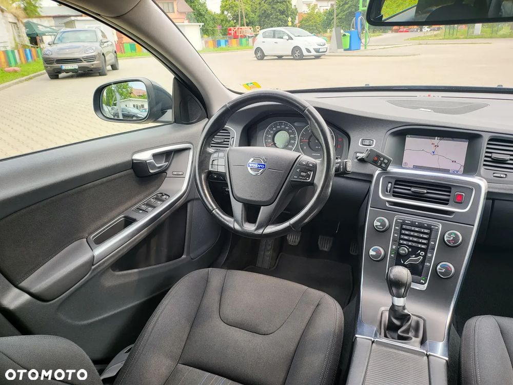 Volvo V60 - 25