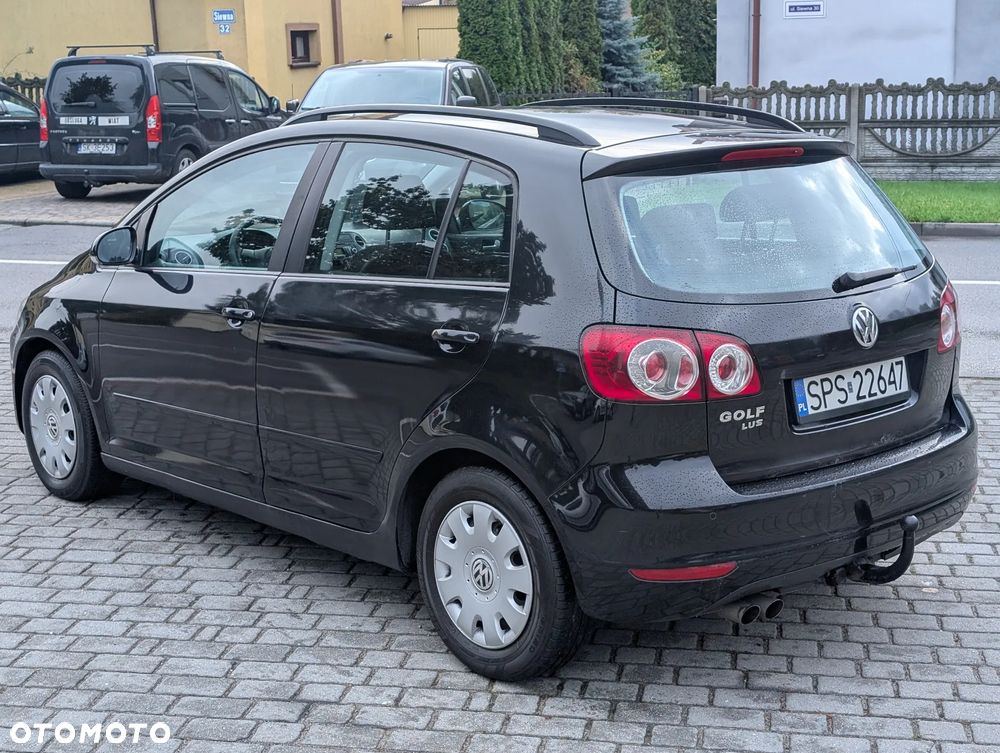 Volkswagen Golf Plus 2.0 TDI Comfortline - 14