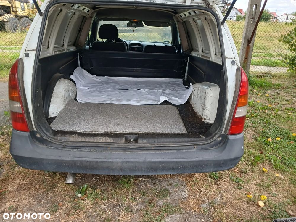 Opel Astra 2.0 DTI - 4