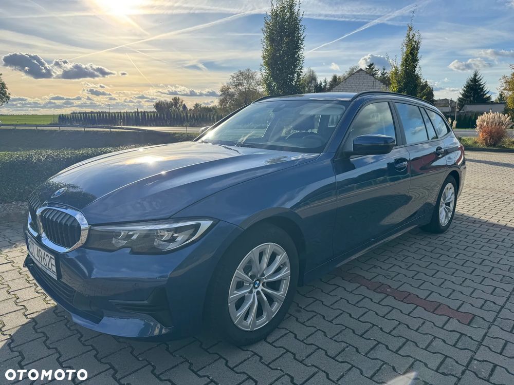 BMW Seria 3 318i Advantage - 2