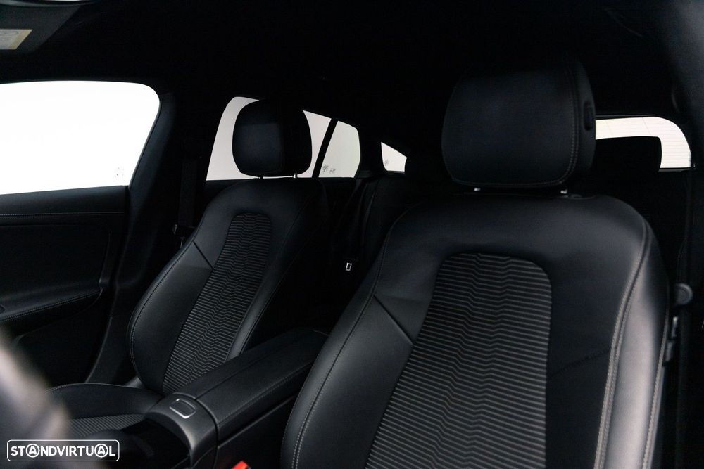 Mercedes-Benz CLA 180 d Shooting Brake Progressive Aut. - 19