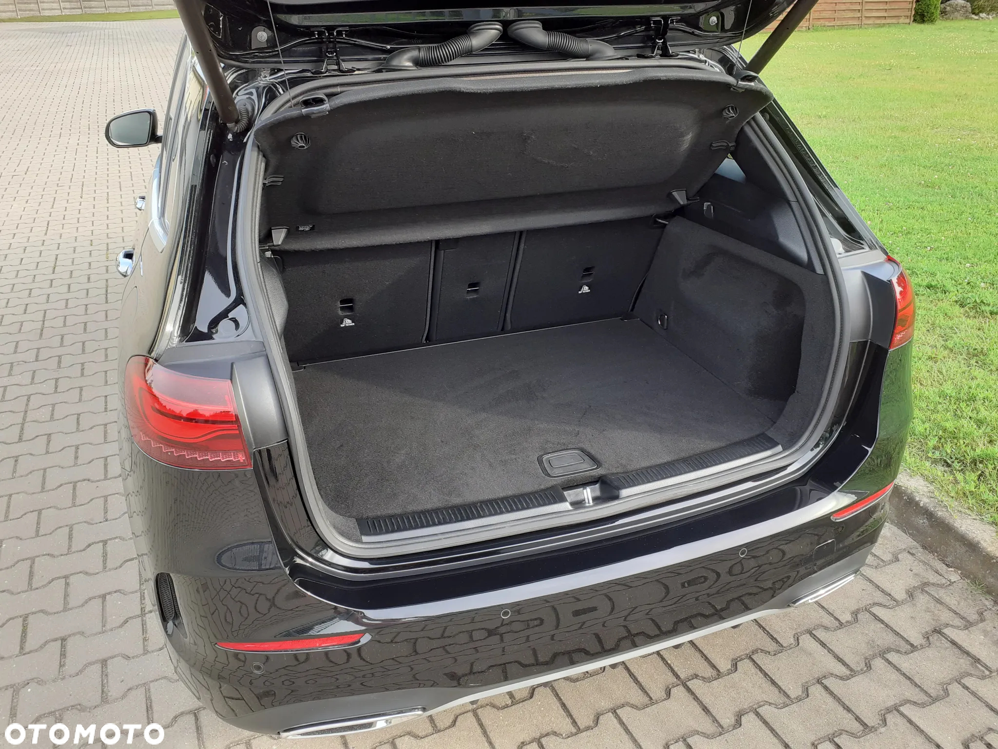 Mercedes-Benz Klasa B 200 d AMG Line 8G-DCT - 8