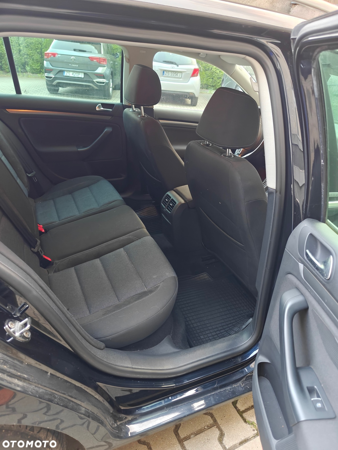 Volkswagen Golf VI 2.0 TDI Trendline - 11