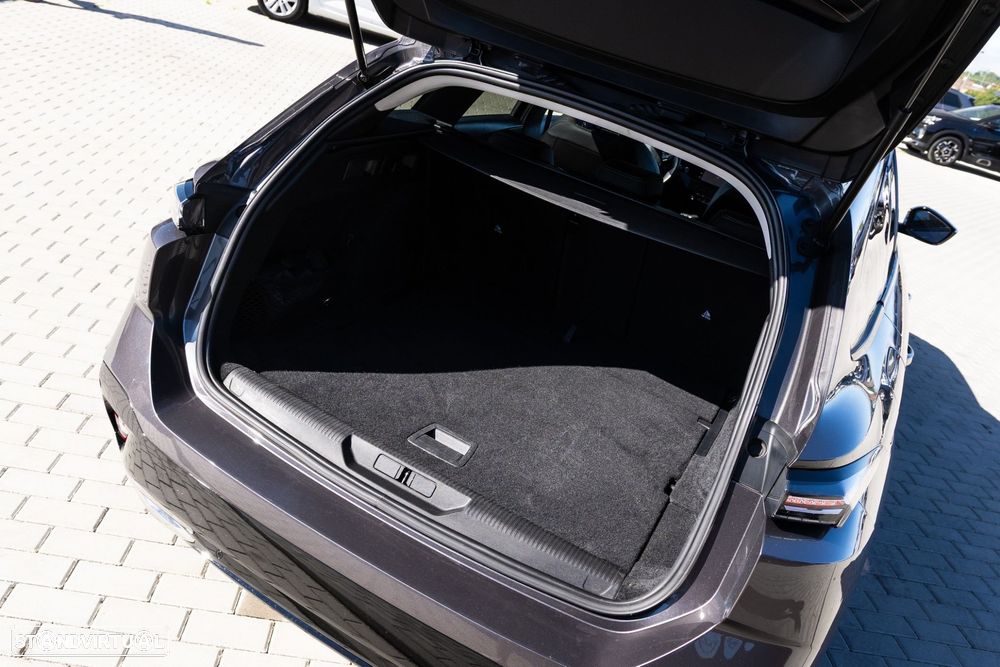 Peugeot 308 SW 1.5 BlueHDi Allure EAT8 - 11