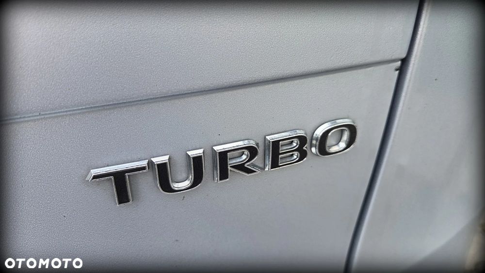 Opel Zafira Sport - 8