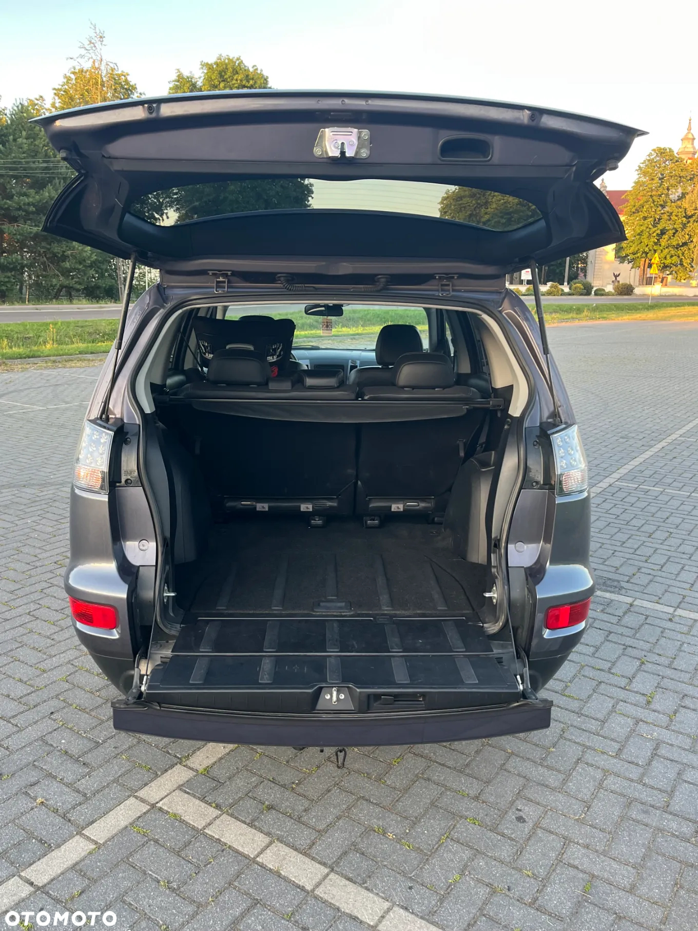 Mitsubishi Outlander 2.0 Intense 2WD EU5 CVT - 13