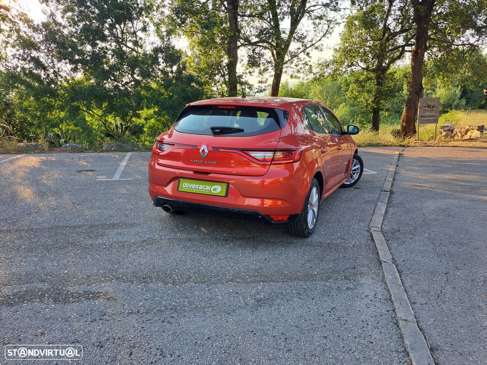 Renault Mégane 1.2 TCE Limited - 37