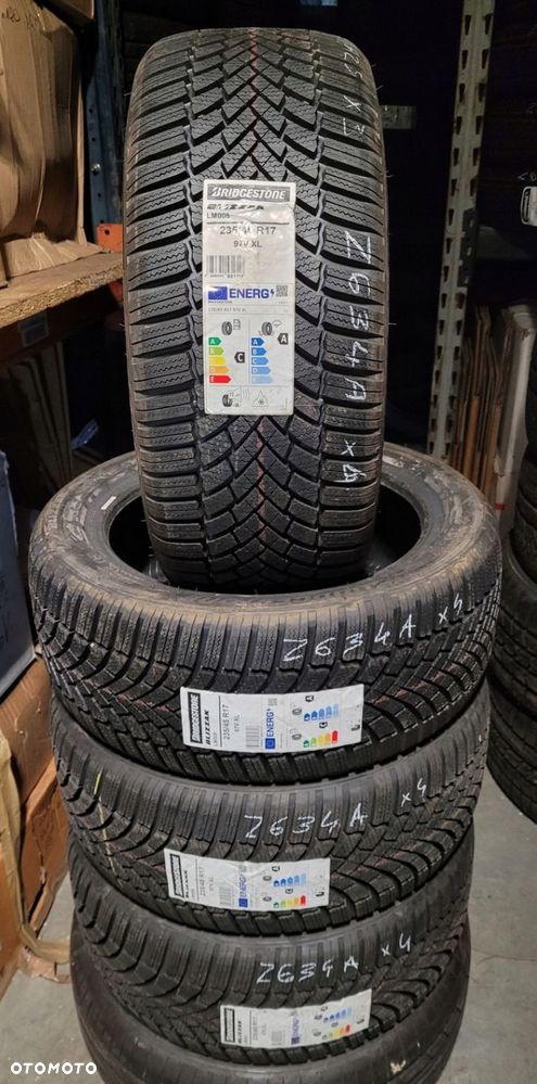 4x Bridgestone Blizzak LM005 235/45R17 97V XL Z634A - 2