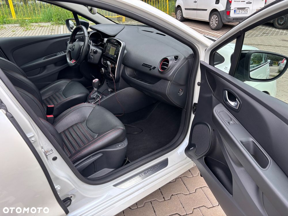 Renault Clio 1.6 R.S 220 EDC - 19