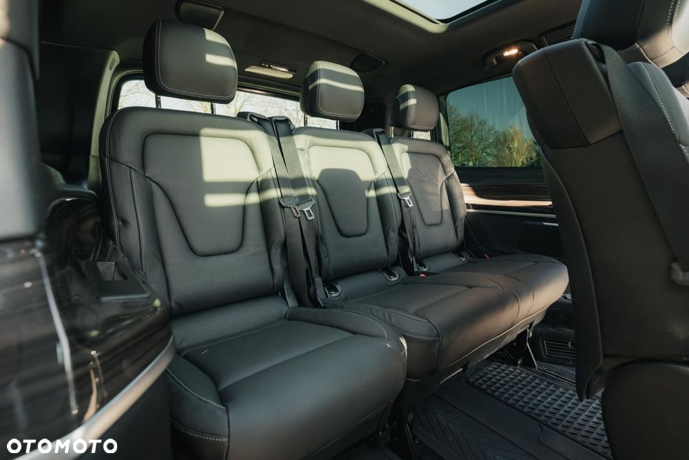 Mercedes-Benz Klasa V 300 d 4-Matic 9G-Tronic (d³ugi) - 16