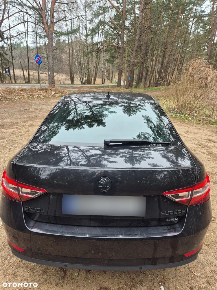 Skoda Superb 2.0 TDI 4x4 L&K DSG - 13