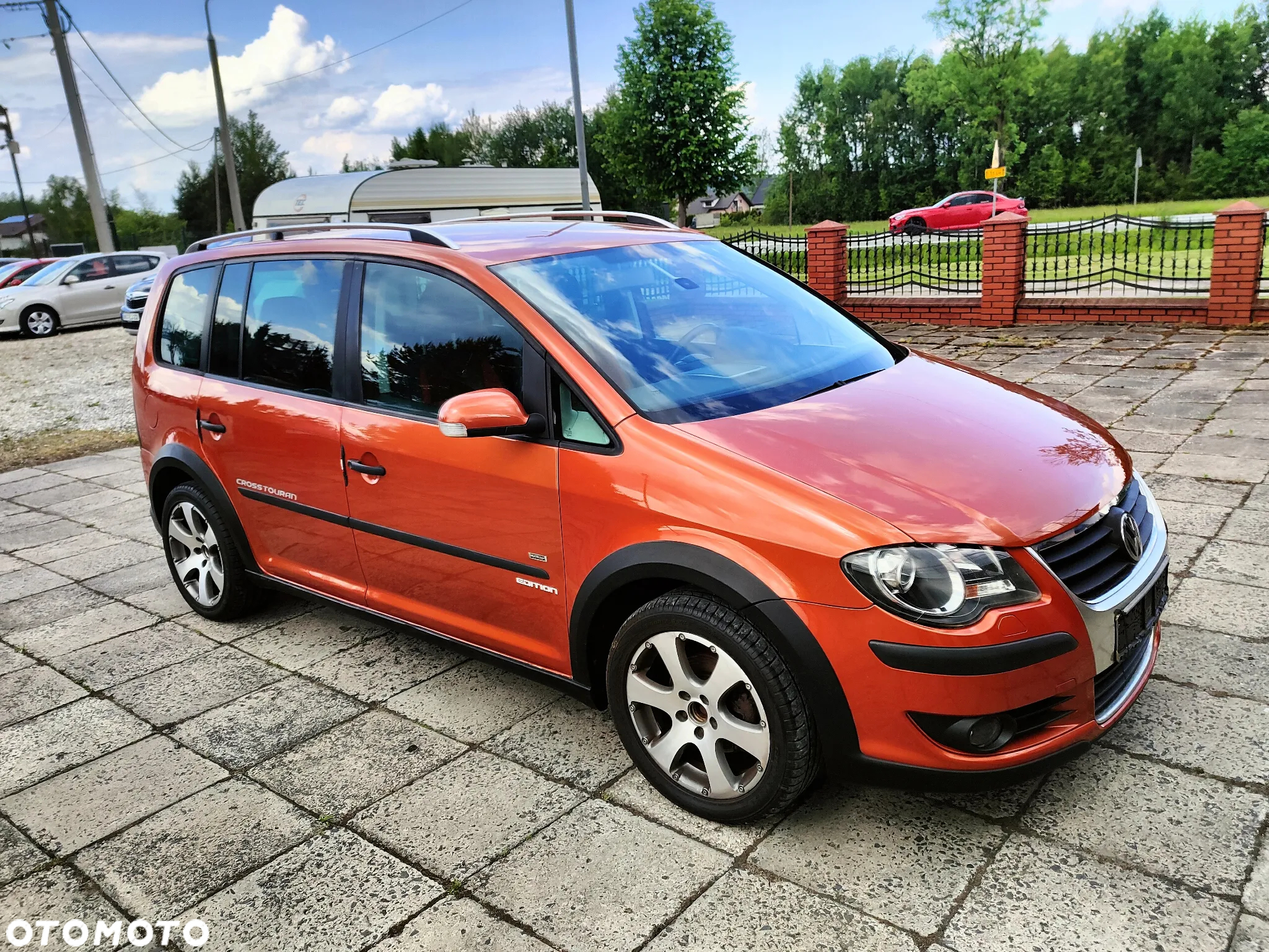 Volkswagen Touran 2.0 TDI DPF Cross - 8