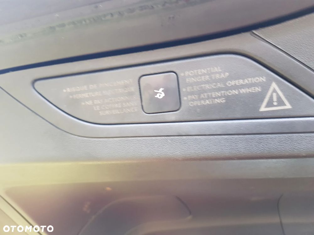 Citroën C4 Picasso BlueHDi 120 Exclusive - 24