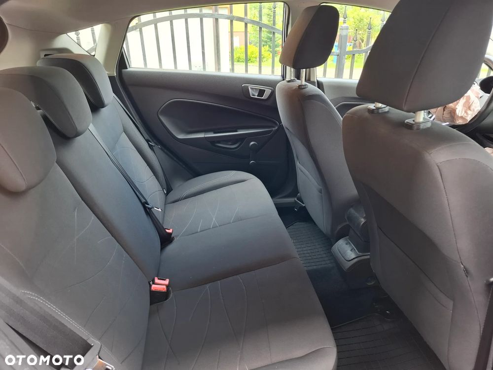 Ford Fiesta 1.25 Silver X (Trend) EU6 - 22