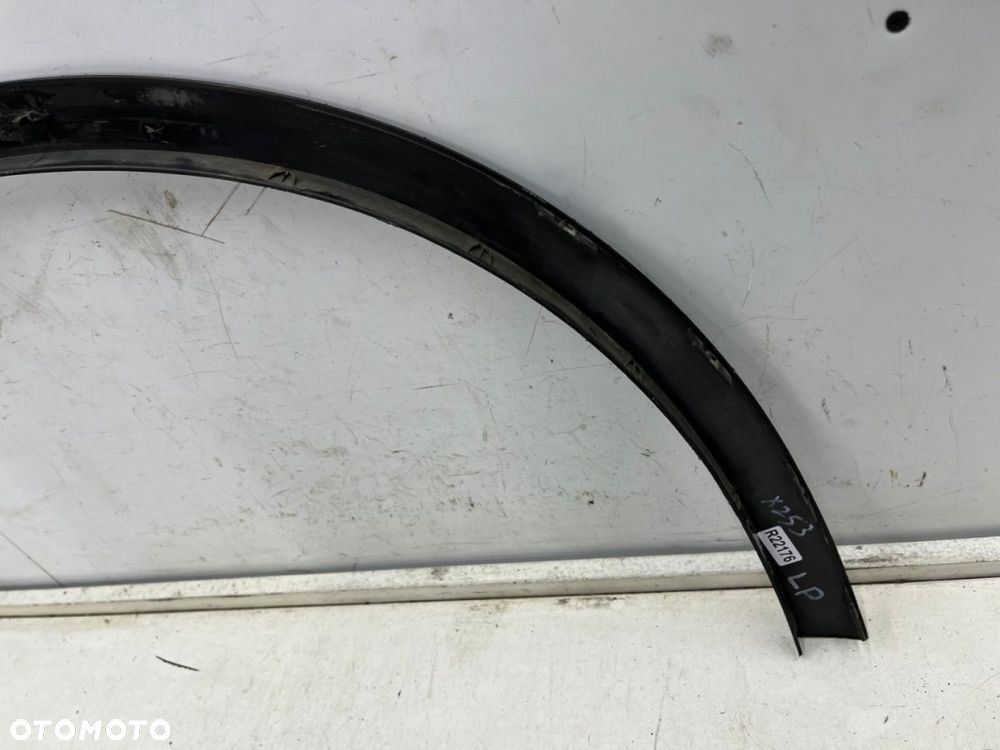 Listwa Mercedes GLC I w253 x253 15-19r. lewy przedni rant nadkola błotnika nakładka - 16