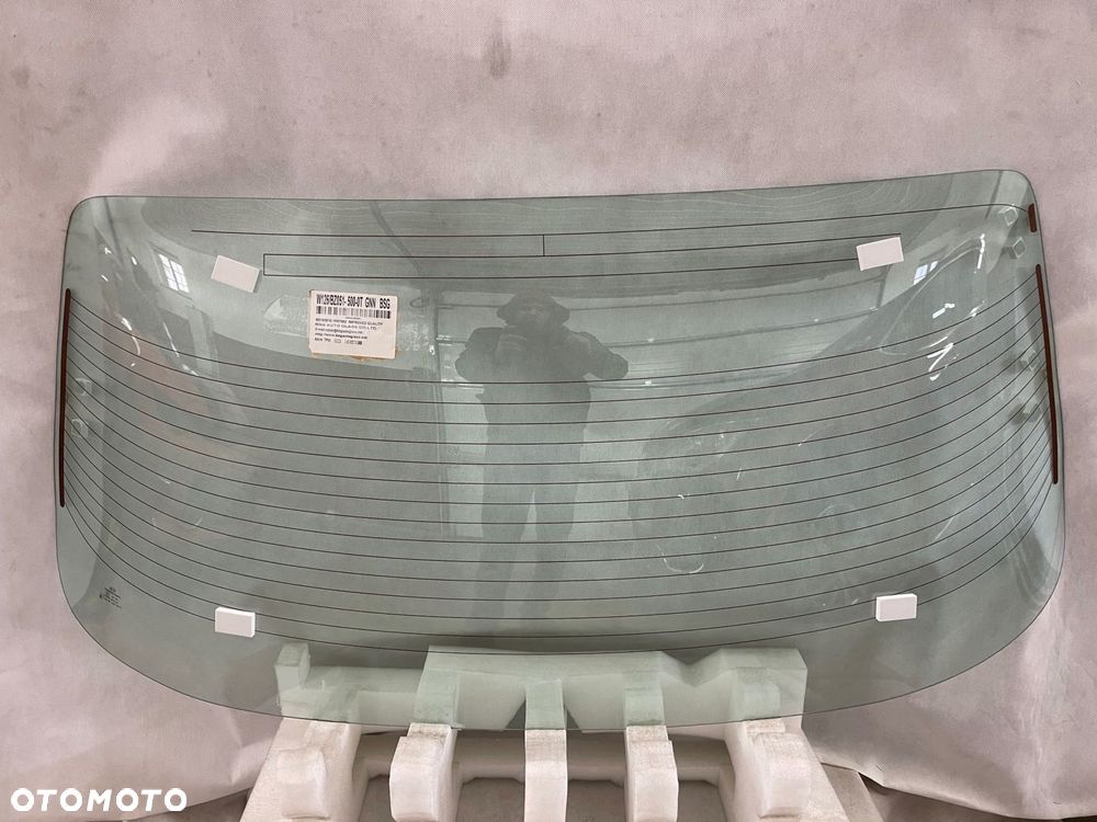 mercedes w126 1981-1991 rok szyba tylna nowa - 1