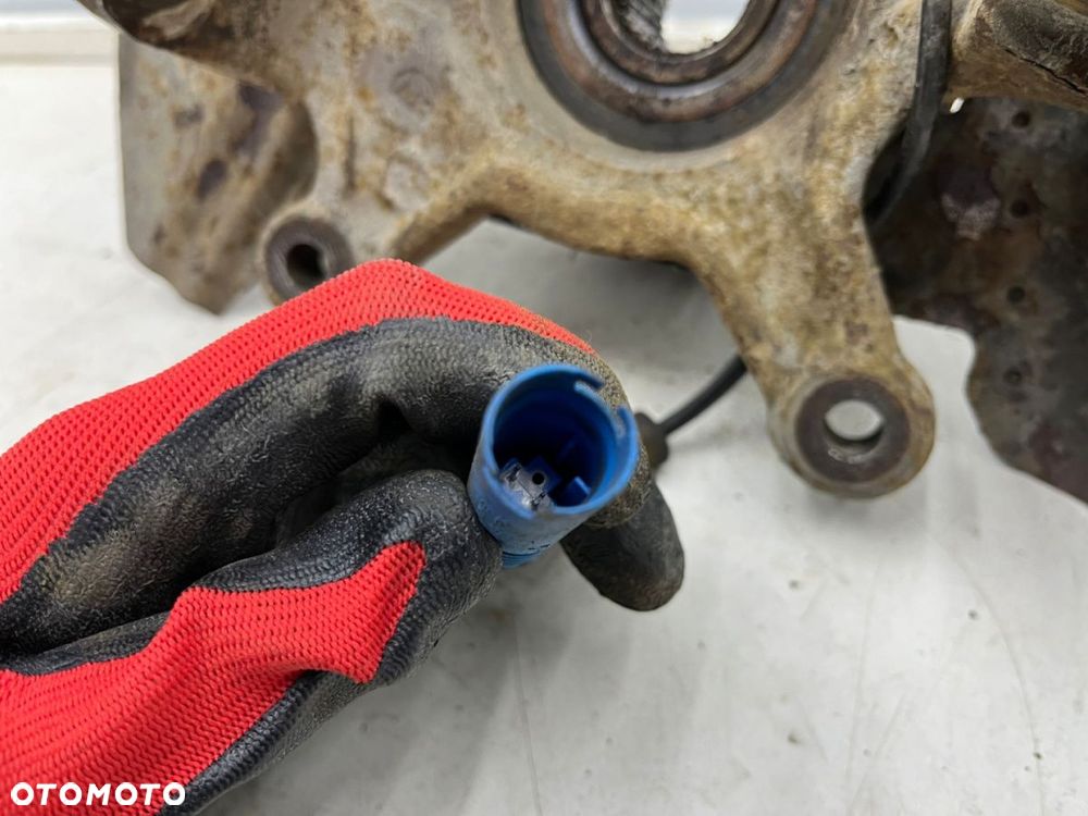 Zwrotnica BMW X5 E53 99-06r. 3.0d 3.0i 4.4i 4.8i piasta PRAWA przednia czujnik ABS prawy przód - 7