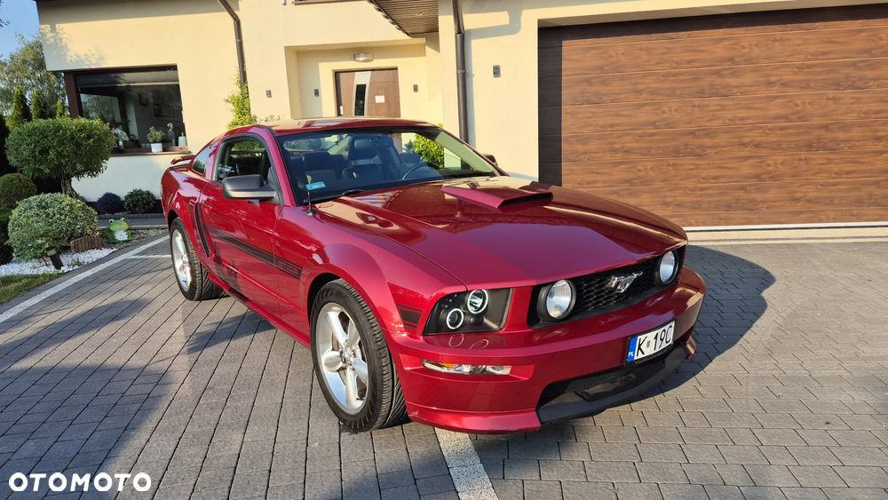Ford Mustang 4.6 V8 GT - 27
