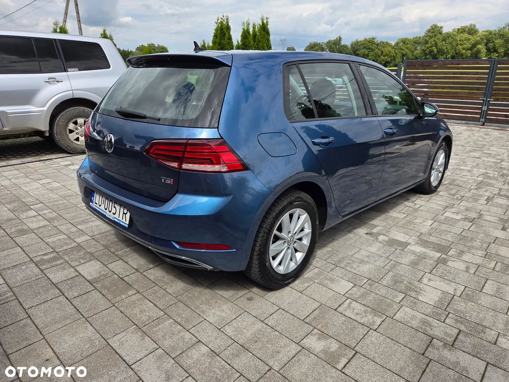 Volkswagen Golf - 5