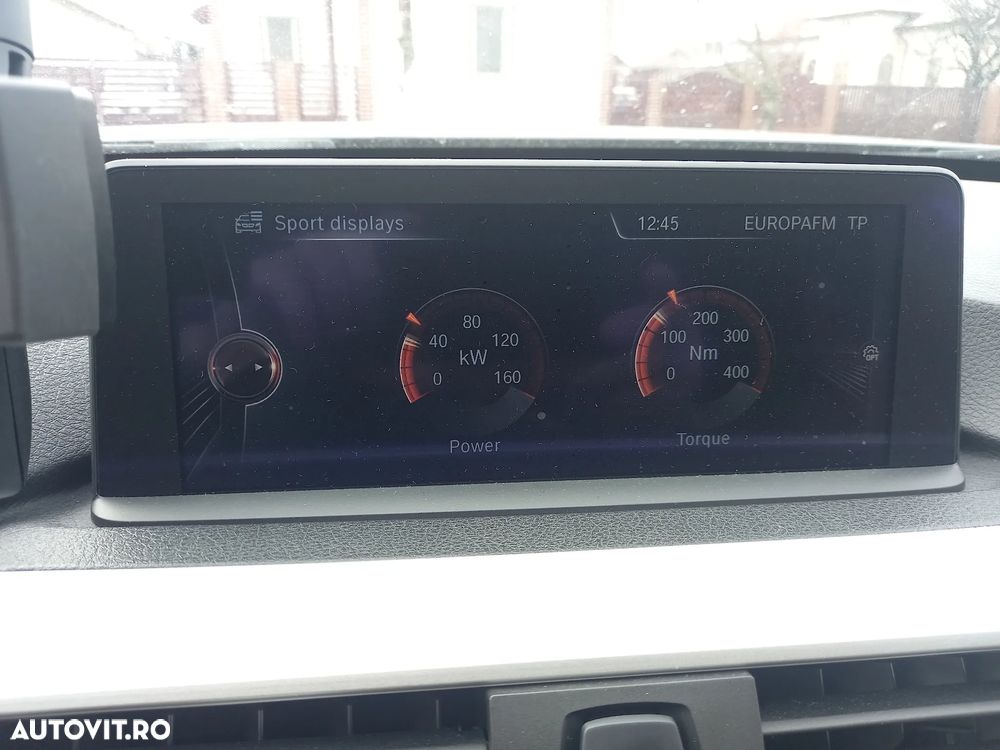 BMW Seria 3 320d xDrive DPF - 13