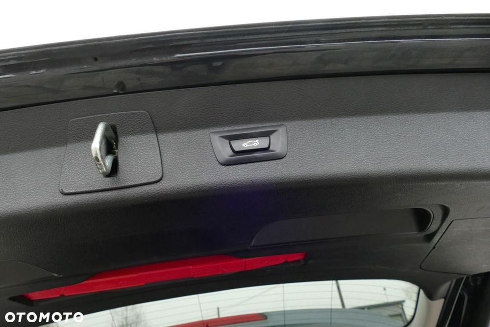 BMW Seria 2 216d Luxury Line - 38