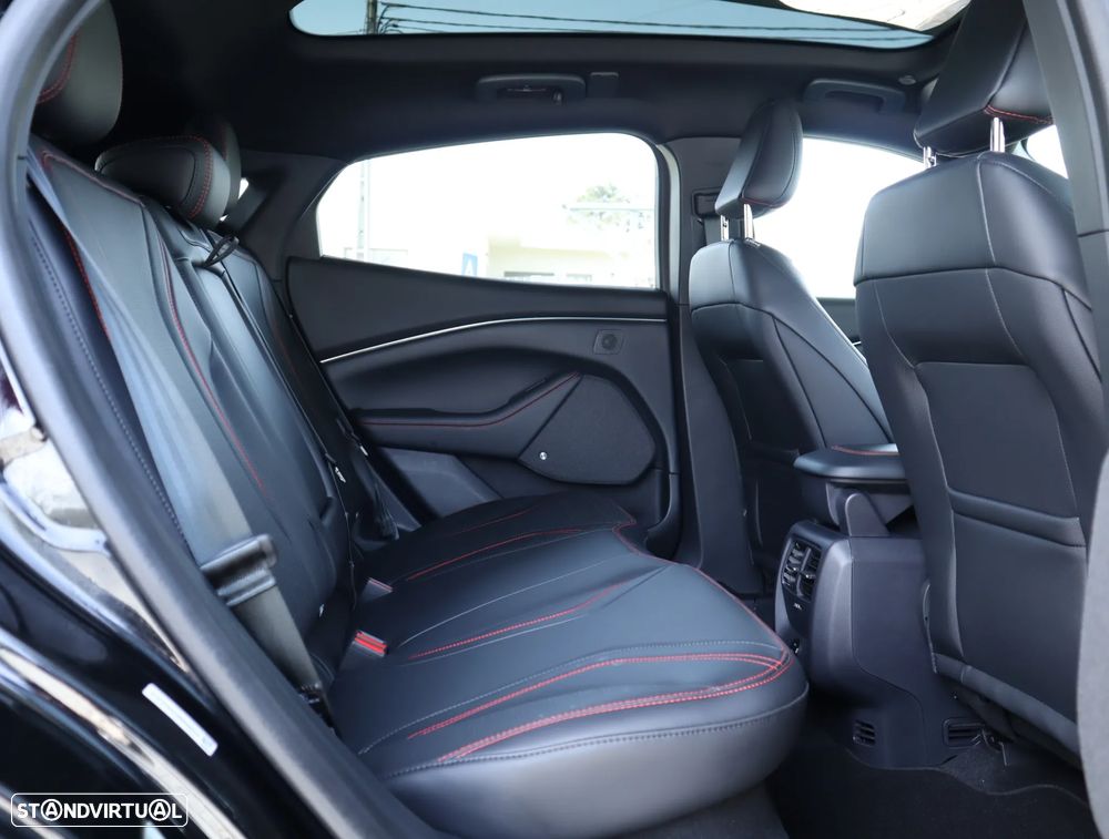 Ford Mustang Mach-E AWD PREMIUM - 21