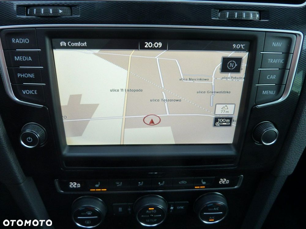 Volkswagen Golf - 20