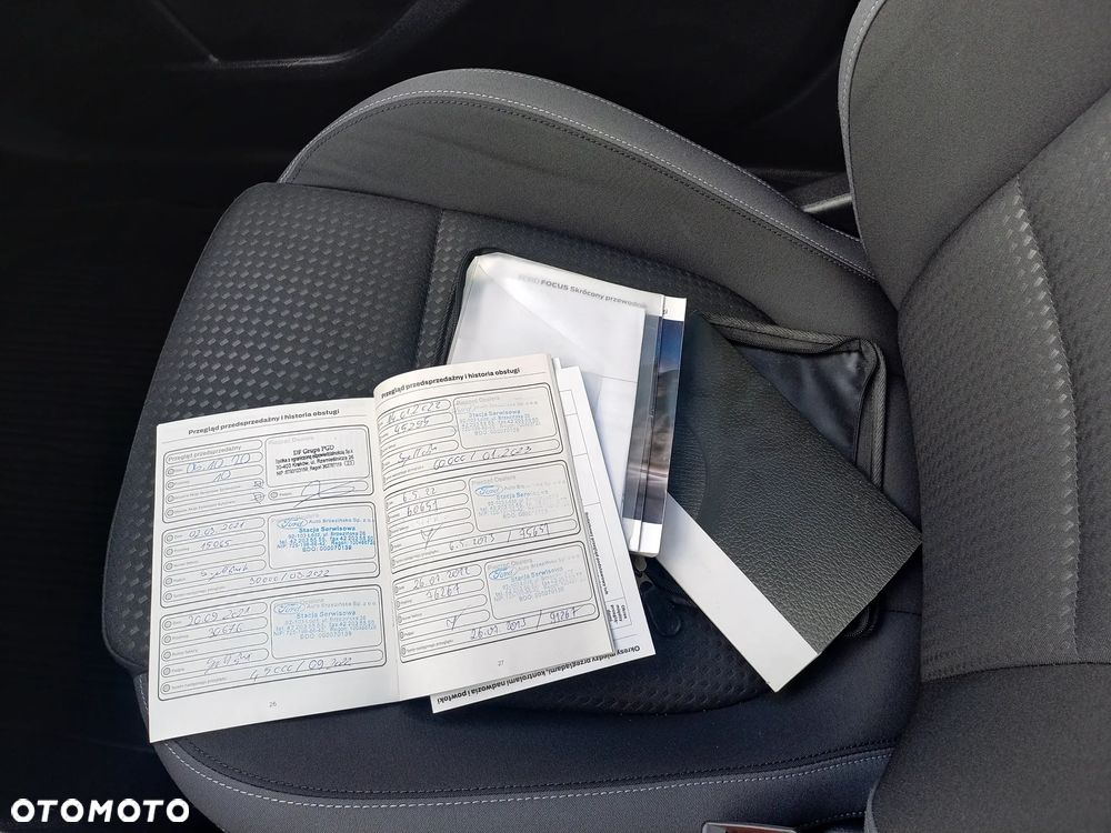 Ford Focus Turnier 1.5 EcoBlue Start-Stopp-System TITANIUM - 30