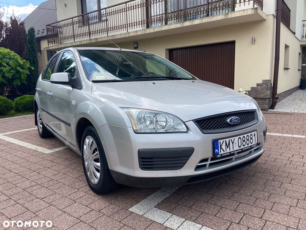 Ford Focus 1.6 Ambiente - 3
