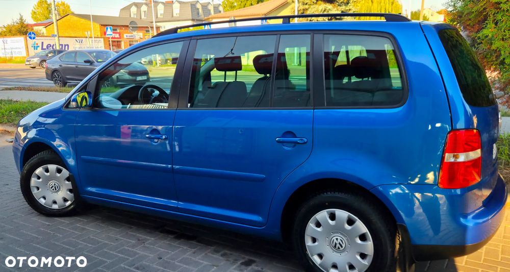 Volkswagen Touran 1.9 TDI DPF Highline - 8
