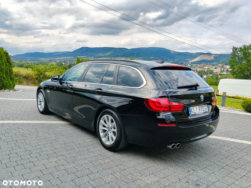 BMW Seria 5 525d xDrive Sport-Aut - 6