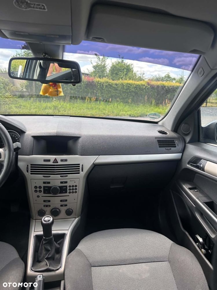 Opel Astra 1.6 - 11