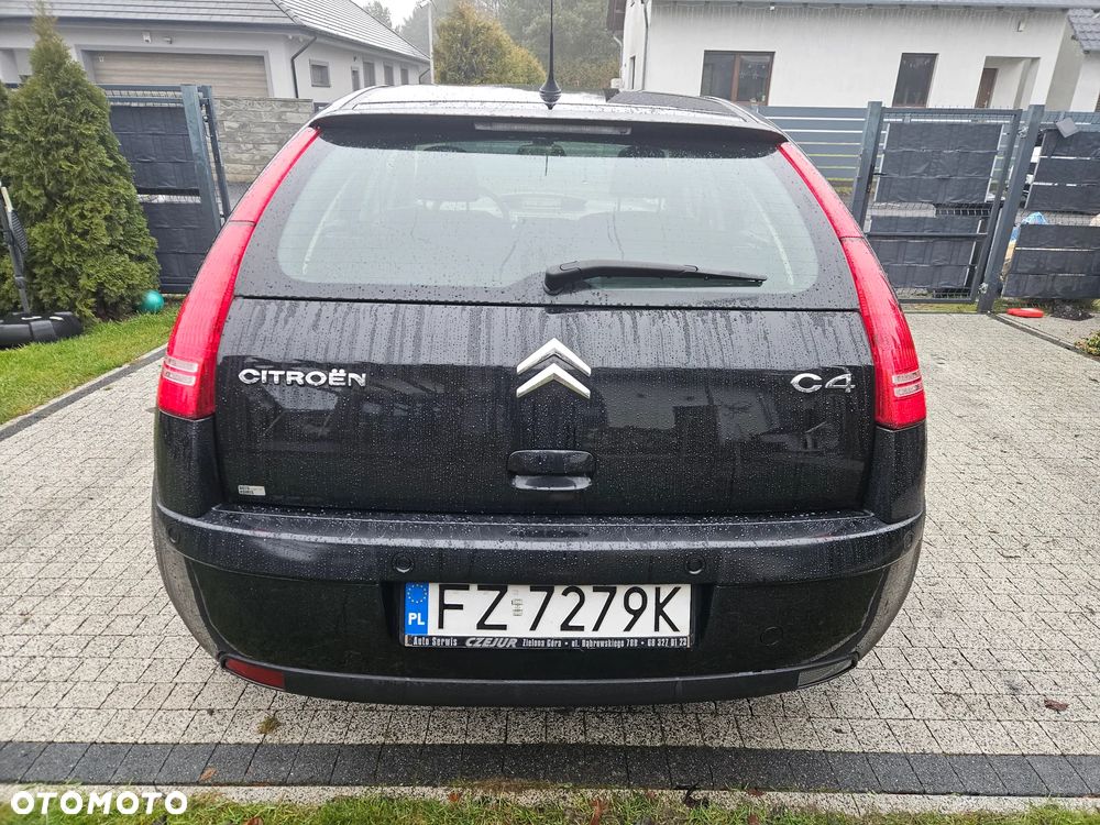 Citroën C4 1.4 16V Tonic - 5