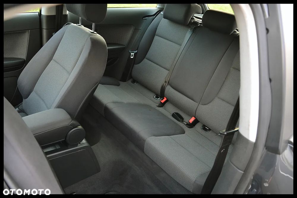 Audi A3 1.9 TDI DPF S tronic Attraction - 32