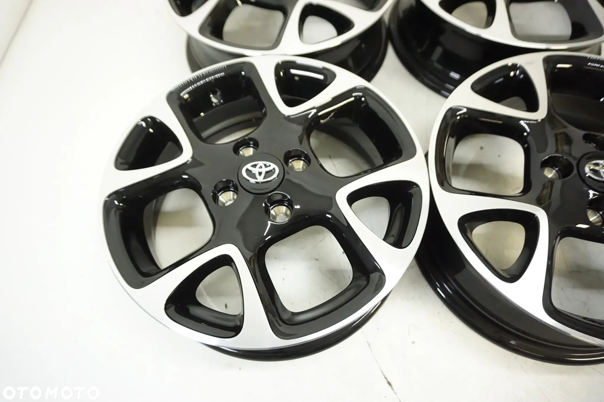 FELGI ALUMINIOWE 15 TOYOTA YARIS II-III COROLLA IQ  ET39 - 5
