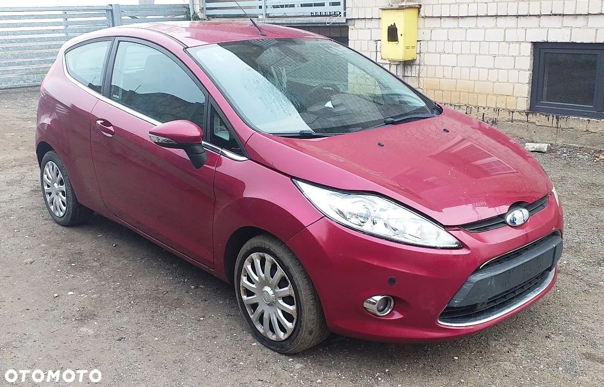 Na części Ford Fiesta MK7 3D 1.4 TDI lak. M9 skrzynia biegów zderzak maska drzwi klapa fotele kanapa błotnik lampa lusterko - 1